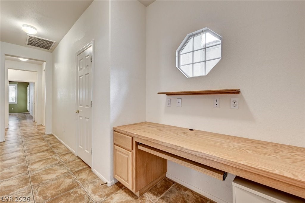 476 Dynacraft Street