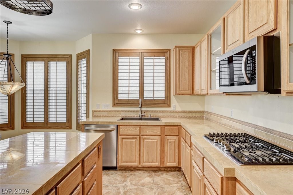 476 Dynacraft Street