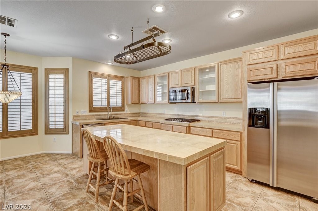 476 Dynacraft Street