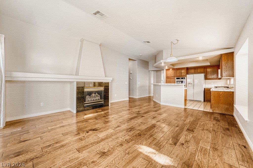 9529 Mountainair Avenue