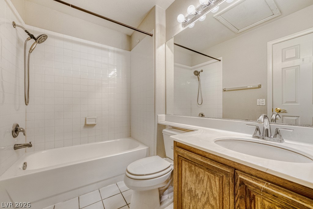 9529 Mountainair Avenue