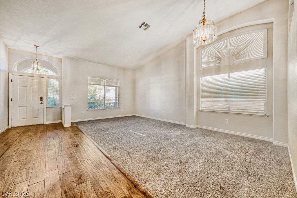 9529 Mountainair Avenue