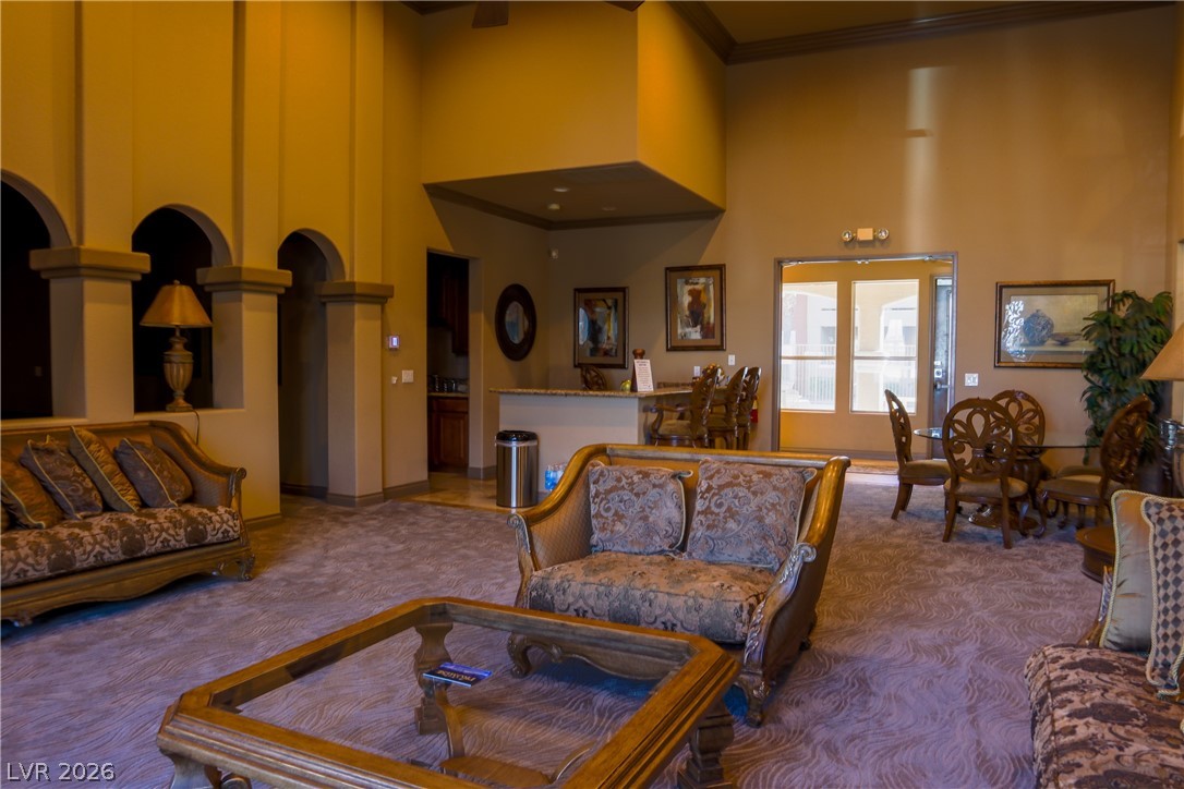 8101 West Flamingo Road 1001