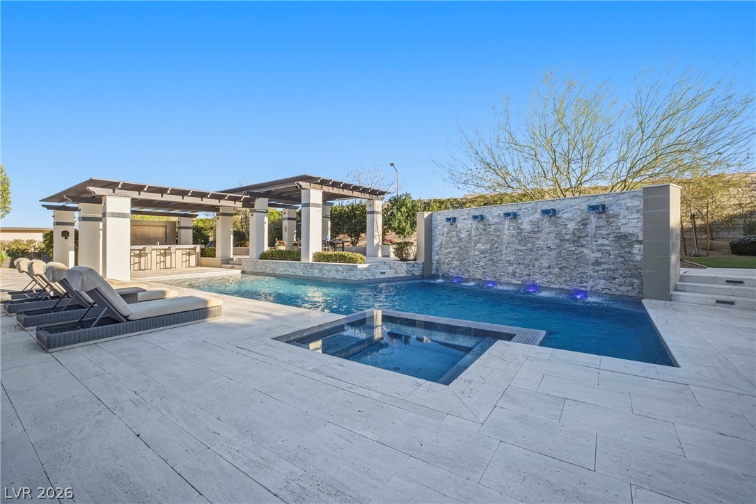 272 Tarragona Breeze Avenue