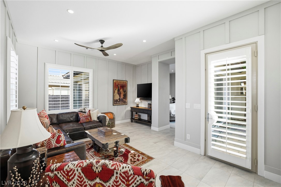 272 Tarragona Breeze Avenue