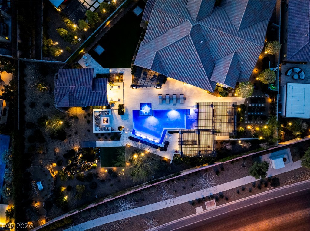 272 Tarragona Breeze Avenue