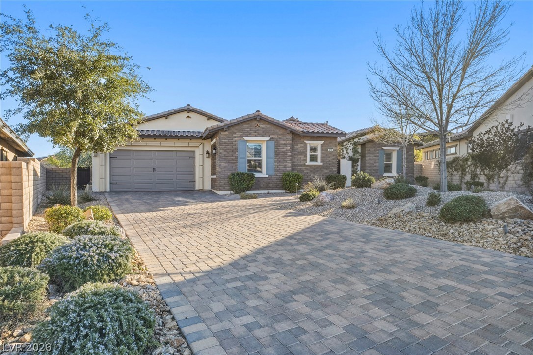 272 Tarragona Breeze Avenue