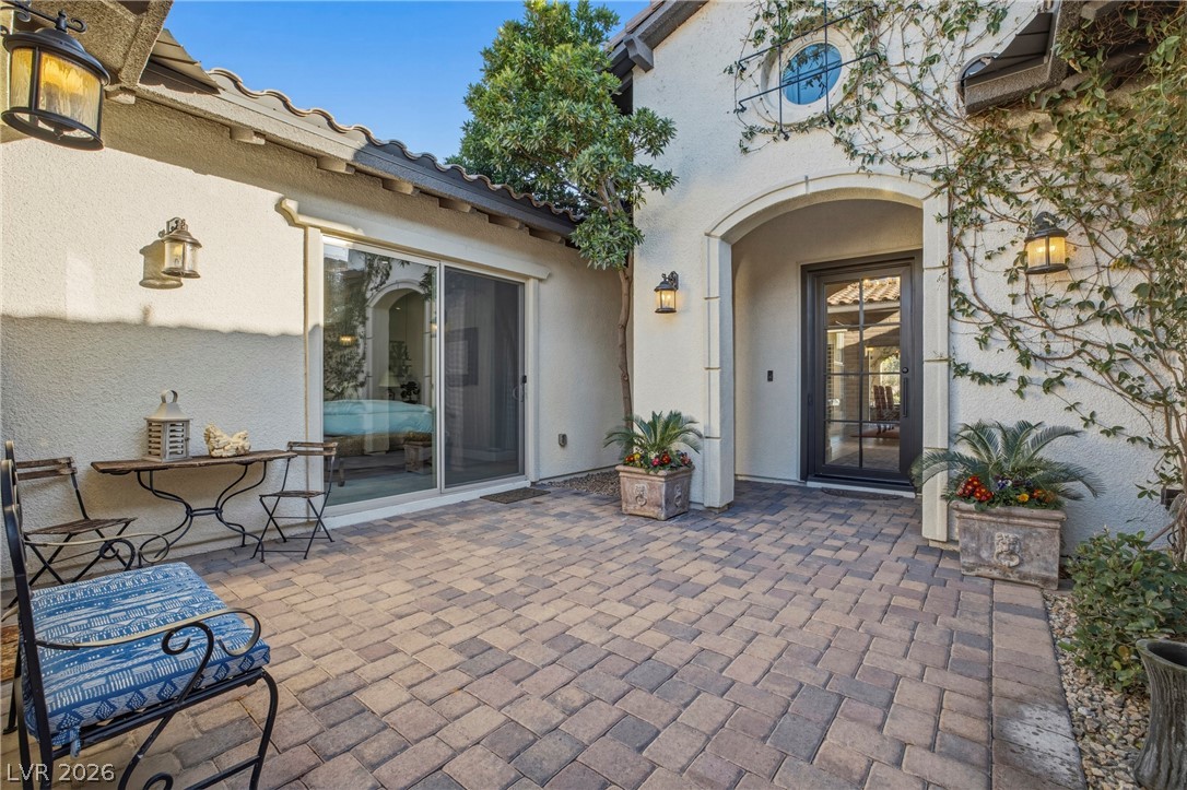 272 Tarragona Breeze Avenue