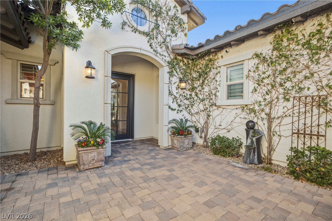 272 Tarragona Breeze Avenue