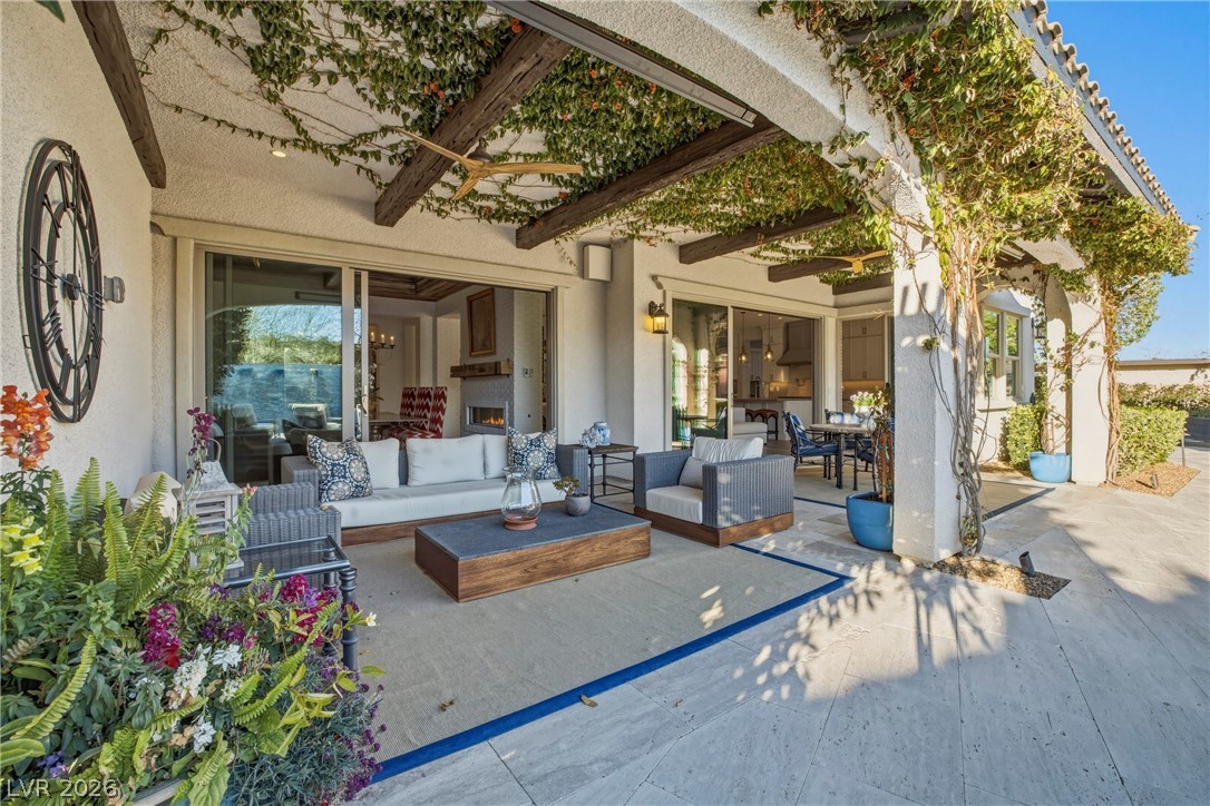 272 Tarragona Breeze Avenue