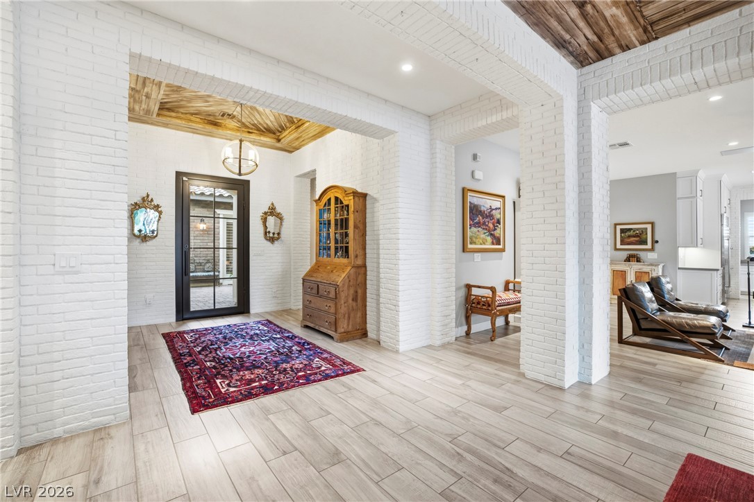 272 Tarragona Breeze Avenue