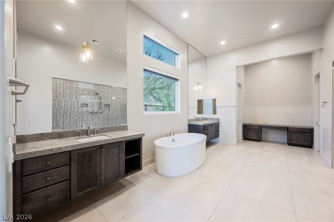 5241 Peak Climb Drive