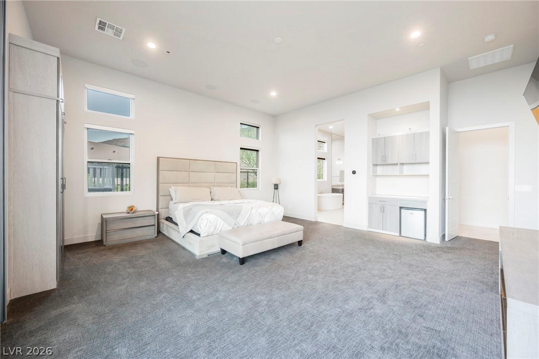 5241 Peak Climb Drive