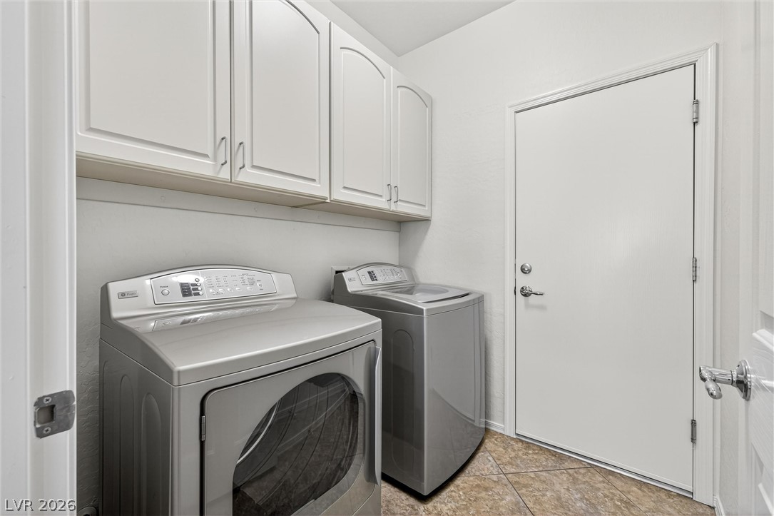 2432 Andromeda Avenue