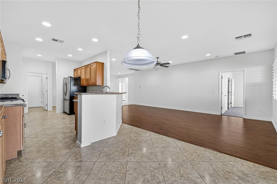 2432 Andromeda Avenue