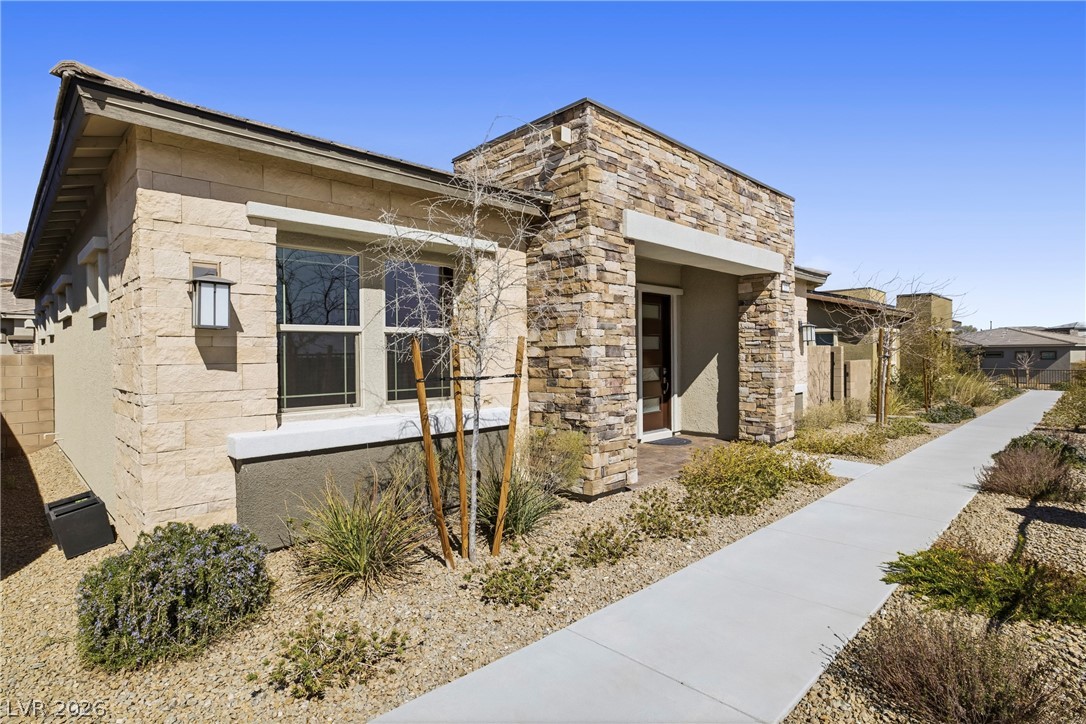 908 Allister Fields Lane