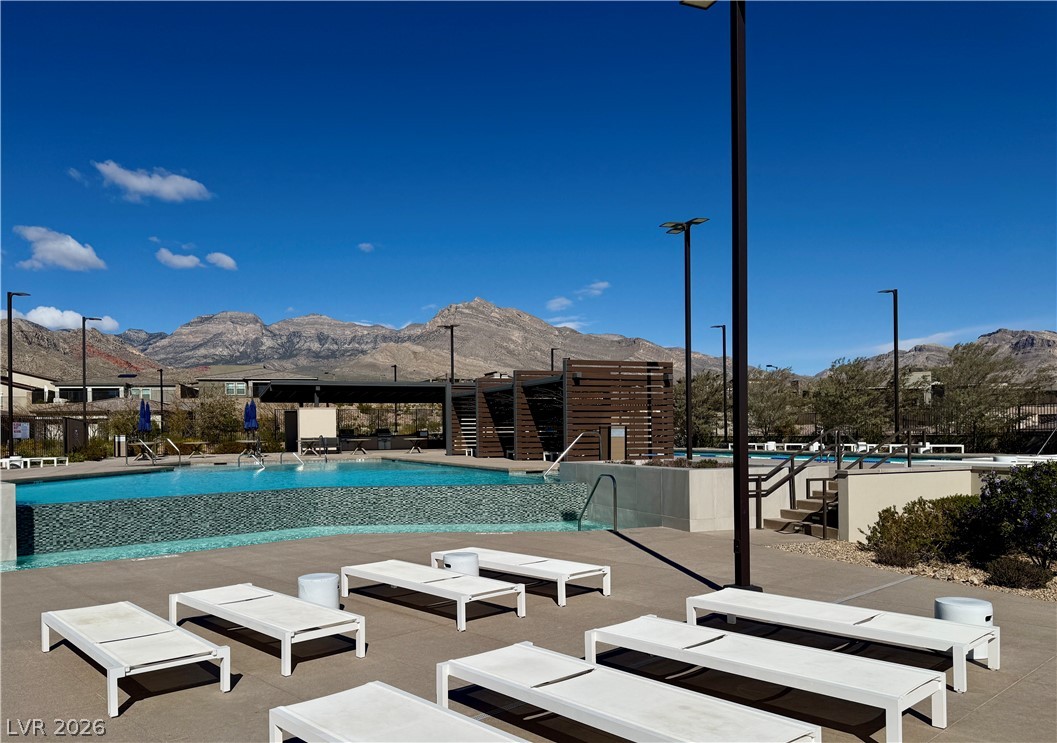 908 Allister Fields Lane