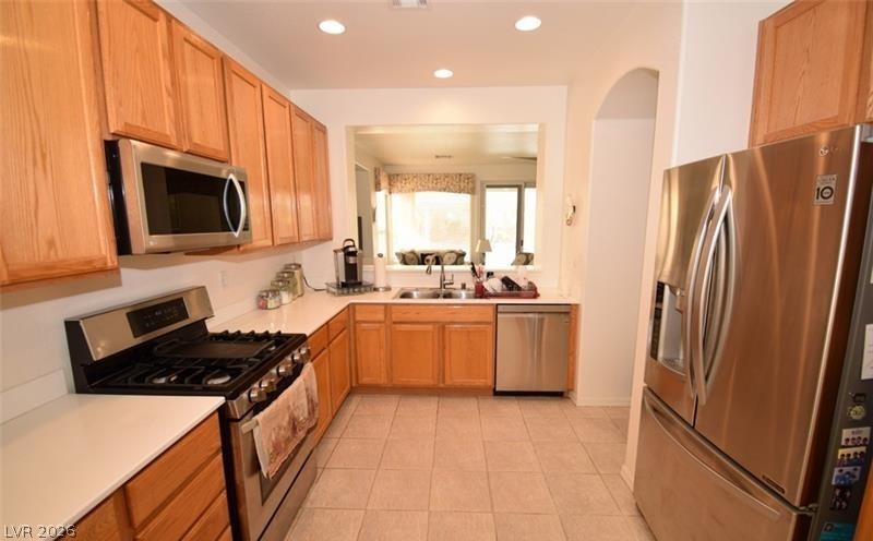 10237 Roma Madre Avenue