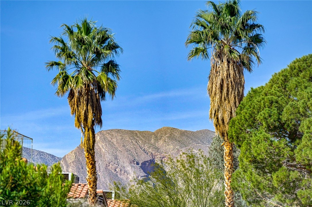 8713 Country View Avenue