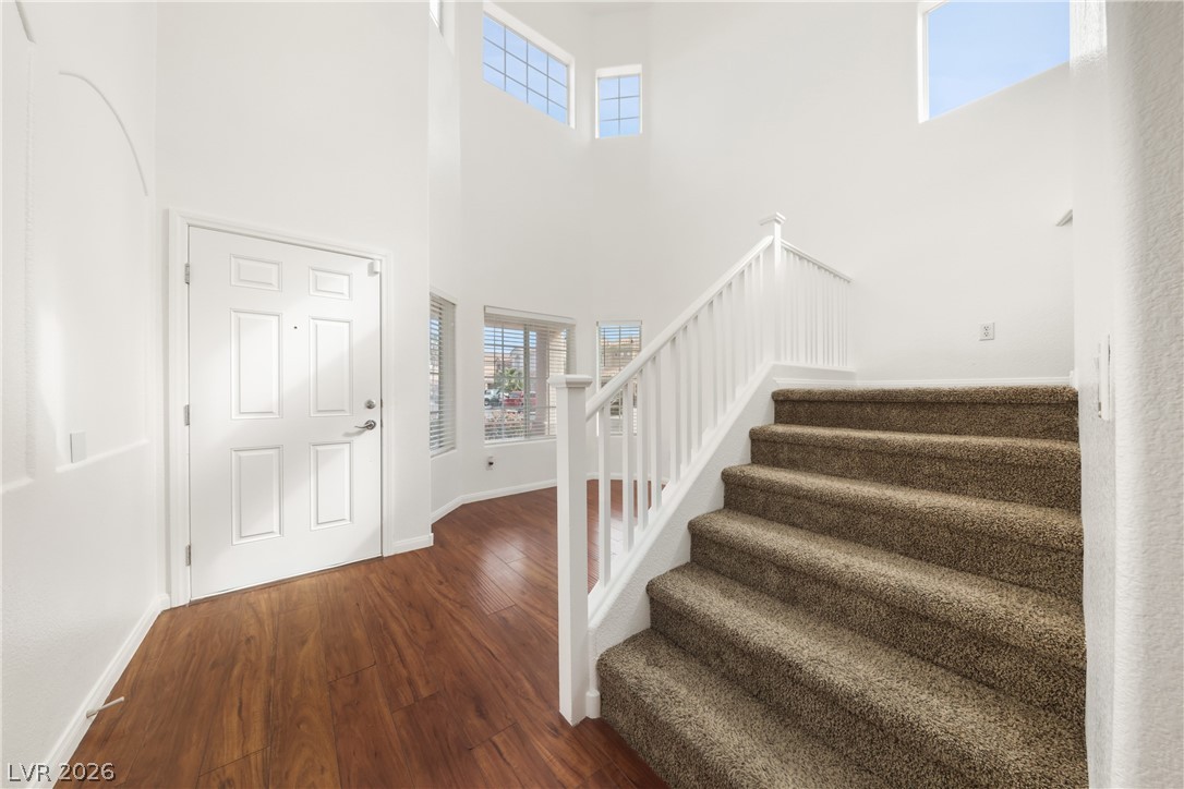 9445 Solitude Canyon Avenue