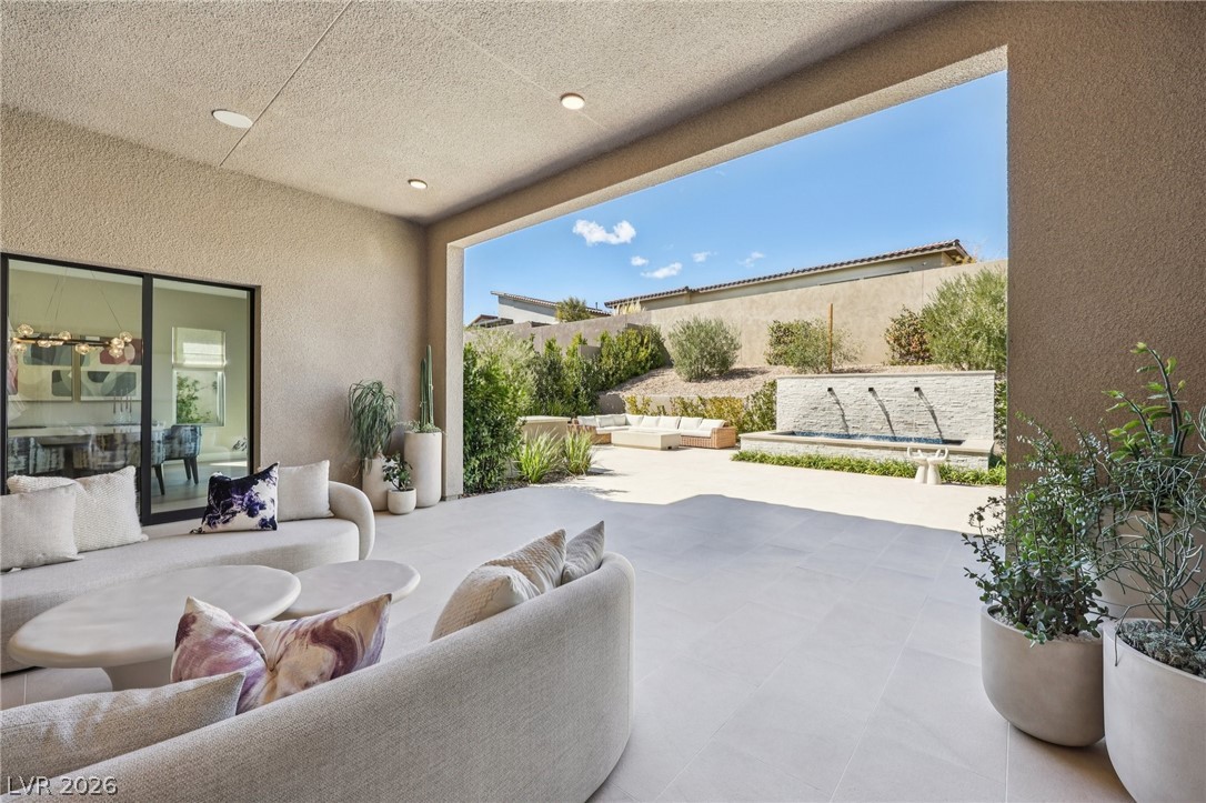 461 Vista Sunset Avenue