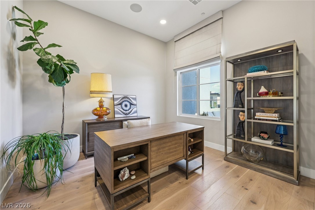 461 Vista Sunset Avenue