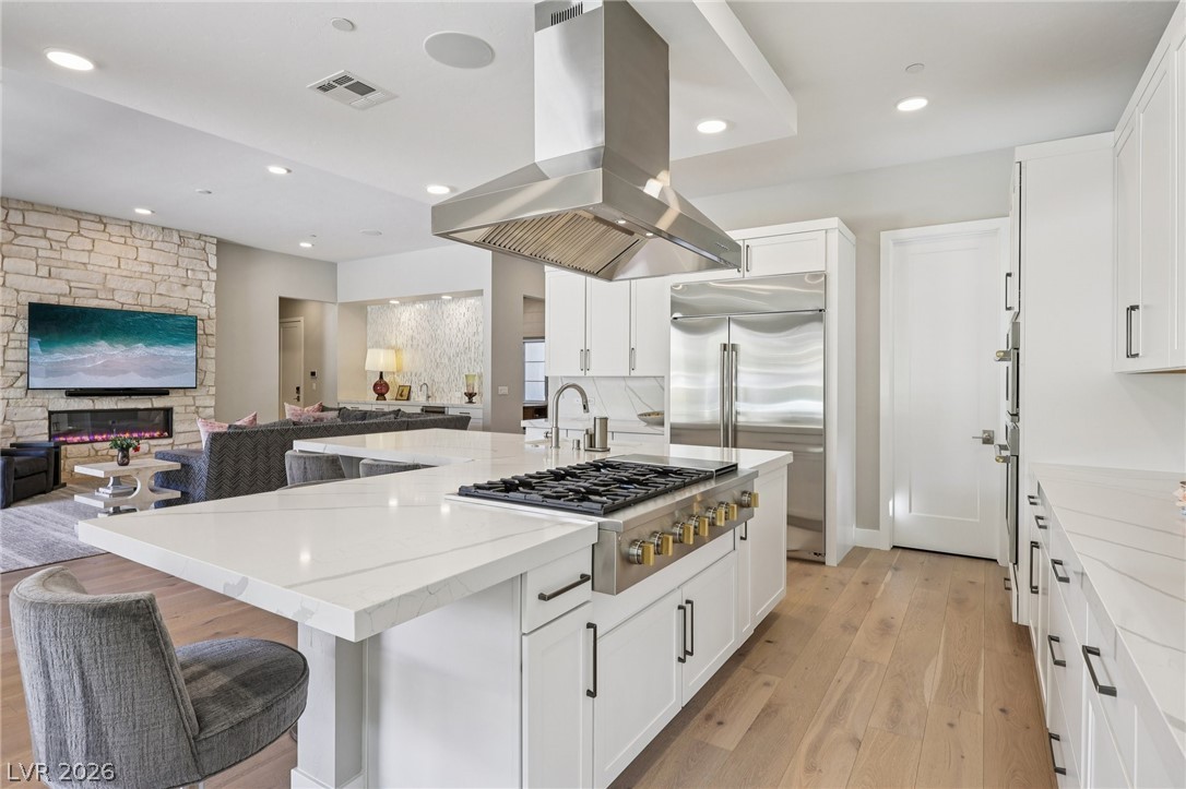 461 Vista Sunset Avenue