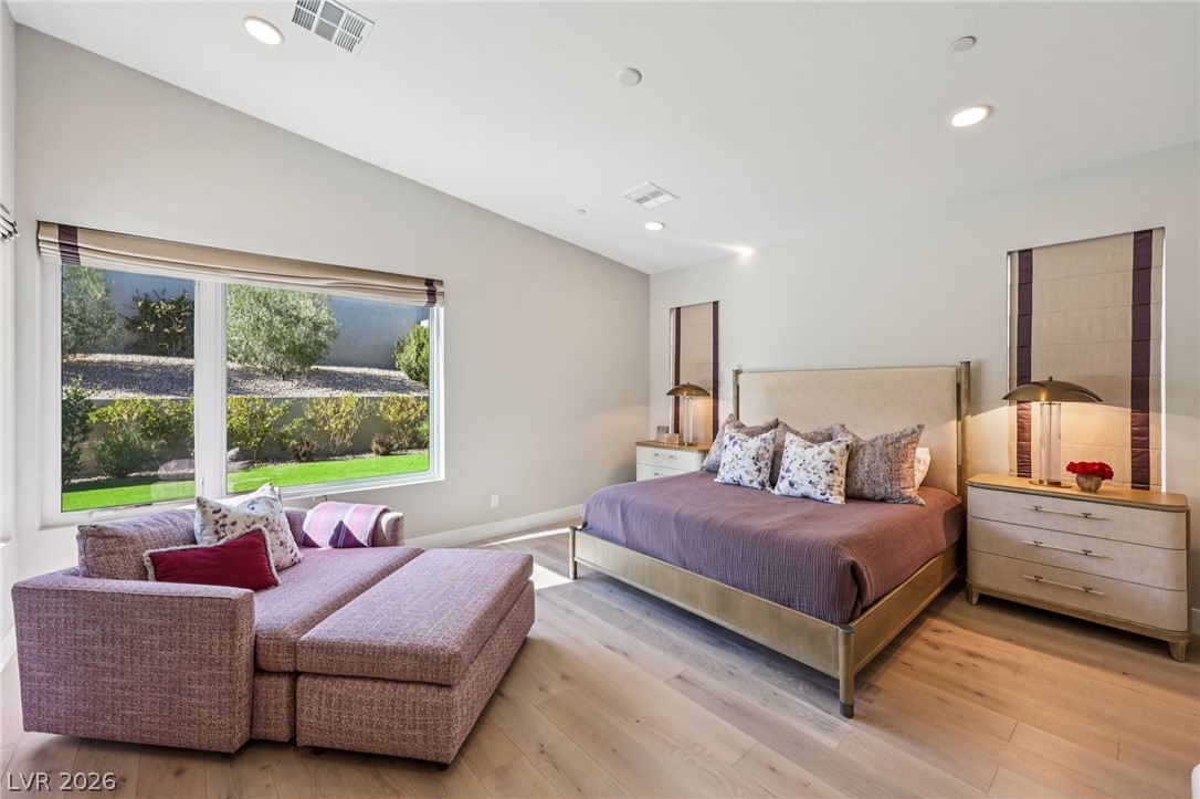 461 Vista Sunset Avenue