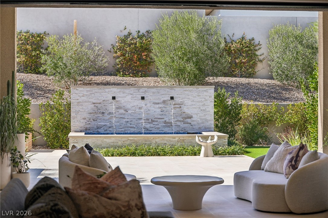 461 Vista Sunset Avenue