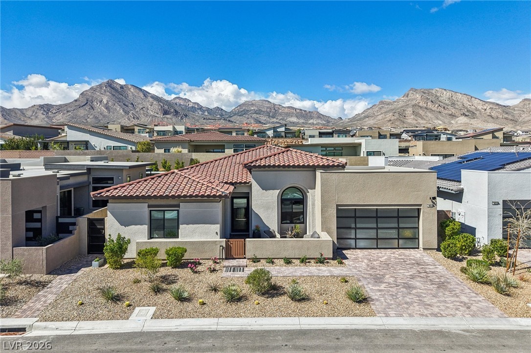 461 Vista Sunset Avenue