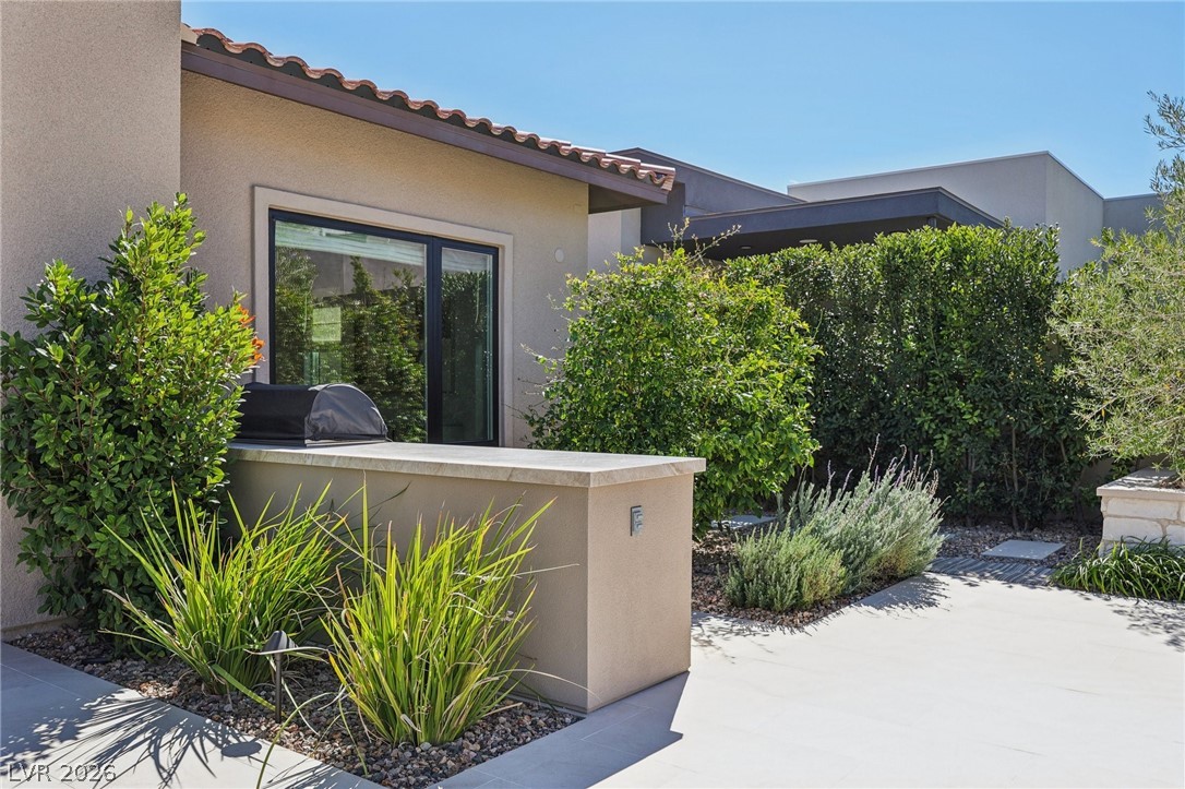 461 Vista Sunset Avenue