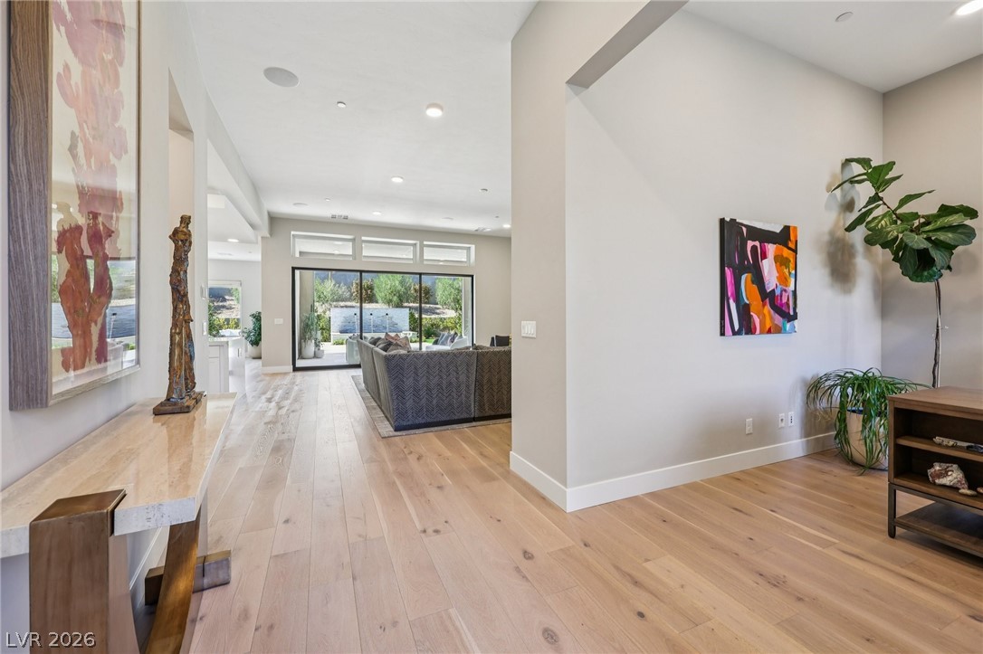 461 Vista Sunset Avenue