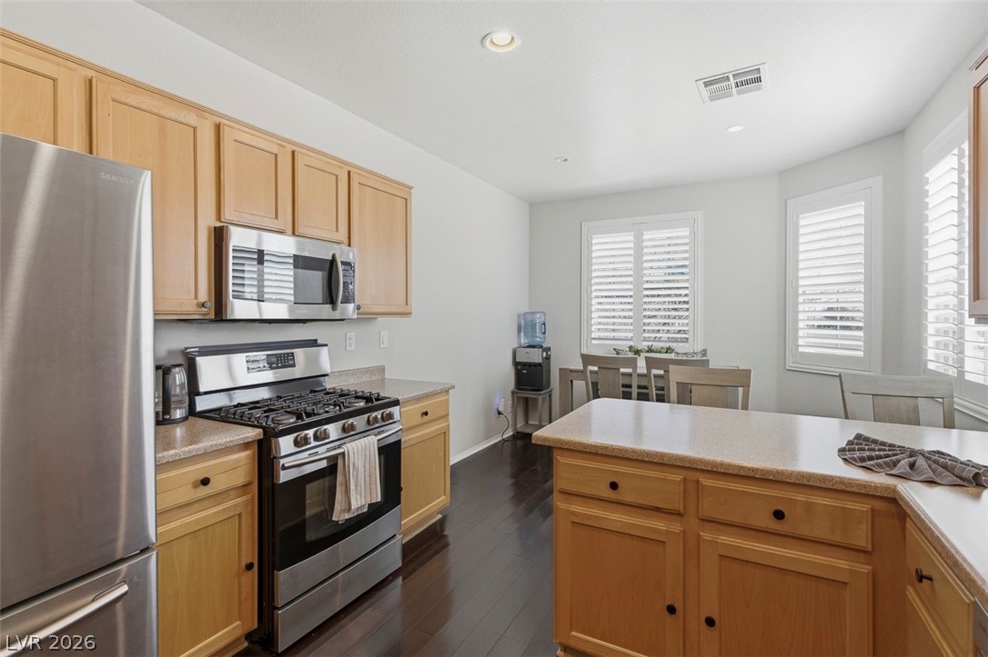 8375 Aspen Village Street