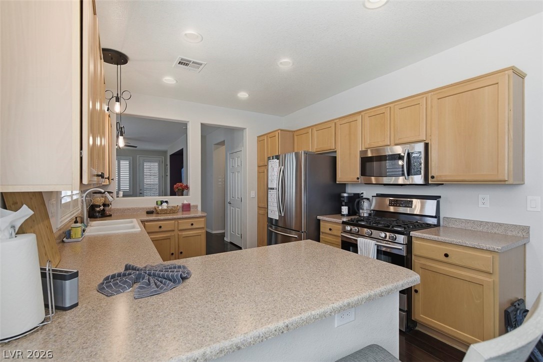 8375 Aspen Village Street