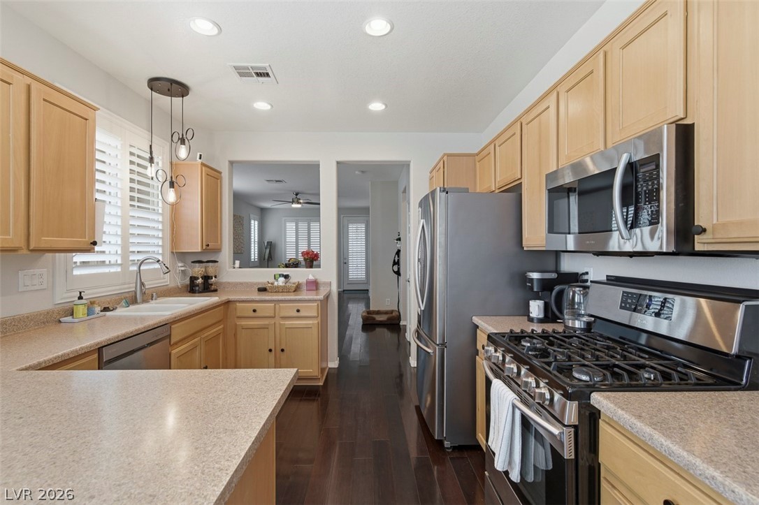 8375 Aspen Village Street