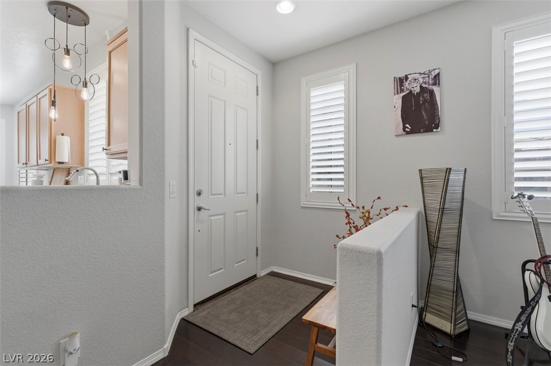 8375 Aspen Village Street