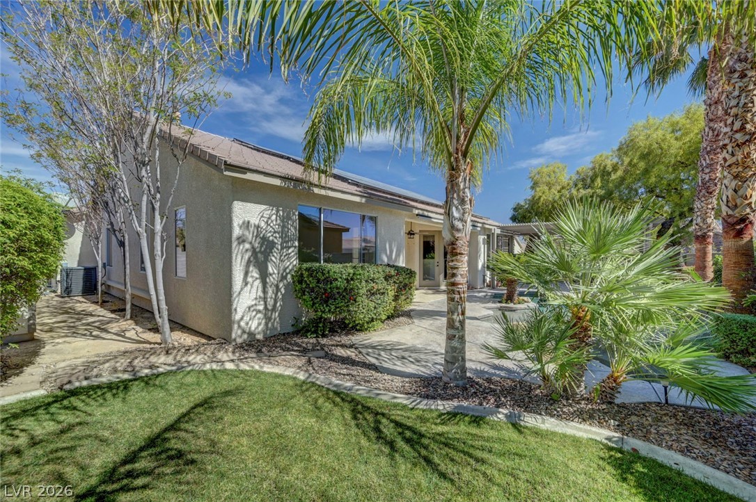 5761 Speaking Rock Avenue