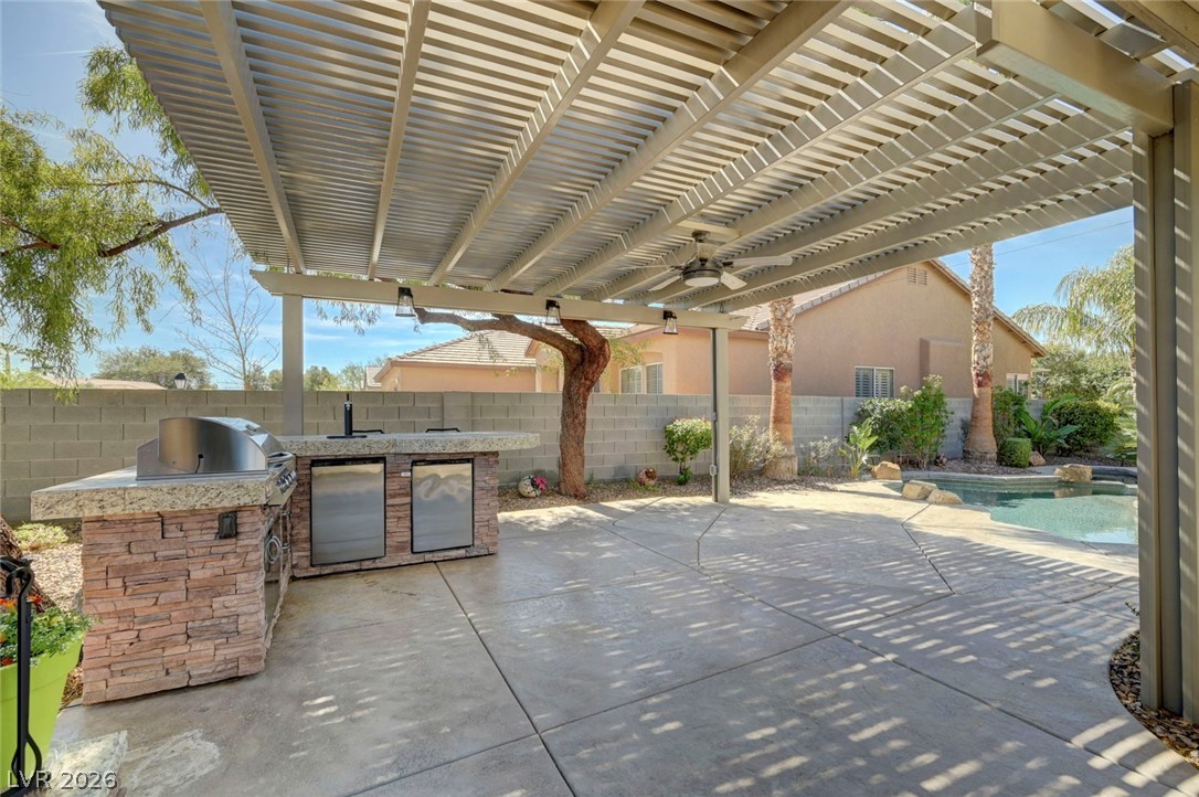 5761 Speaking Rock Avenue