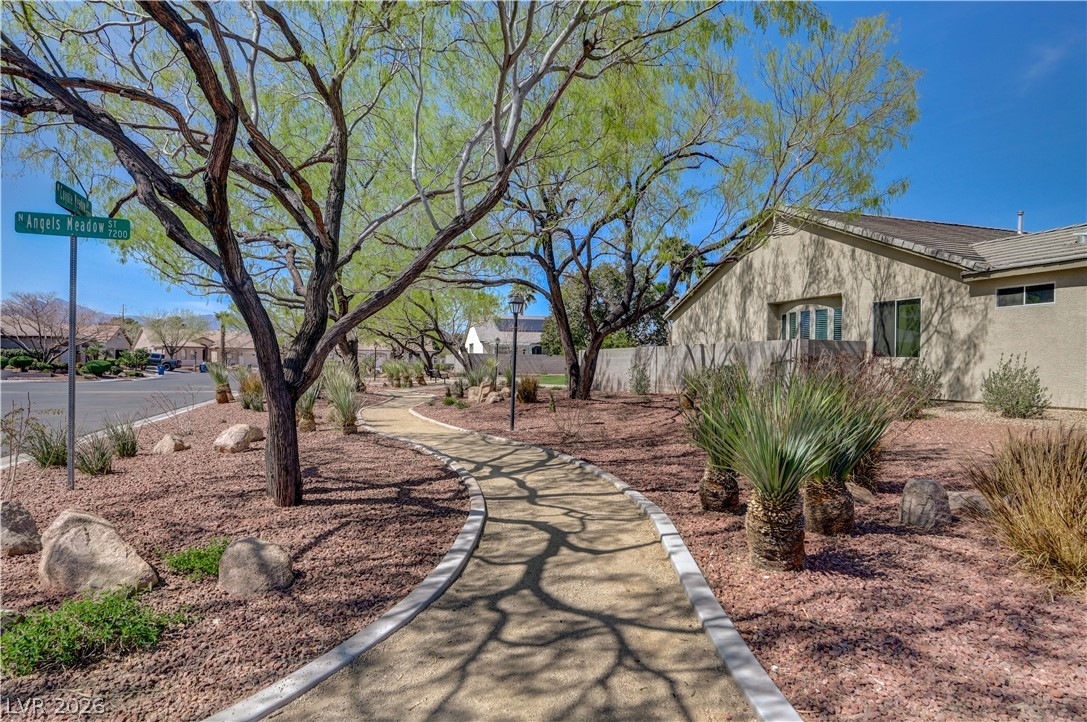 5761 Speaking Rock Avenue