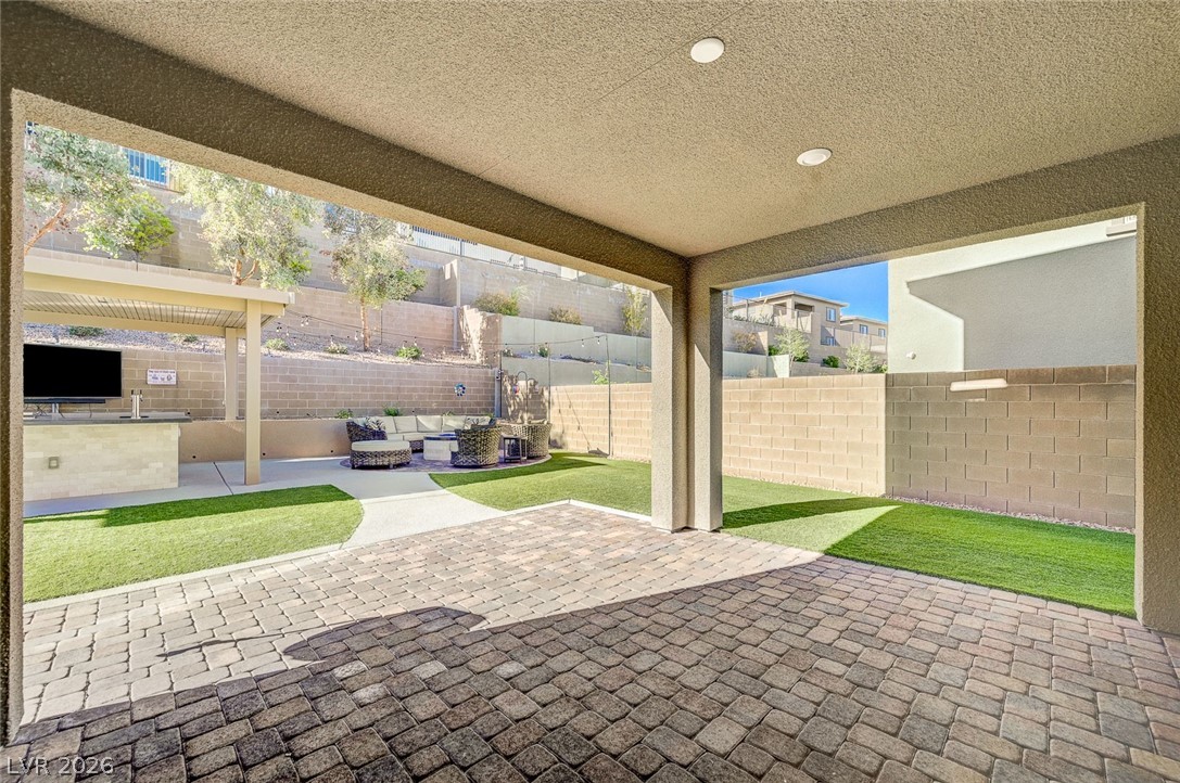 12428 Pine Bend Avenue