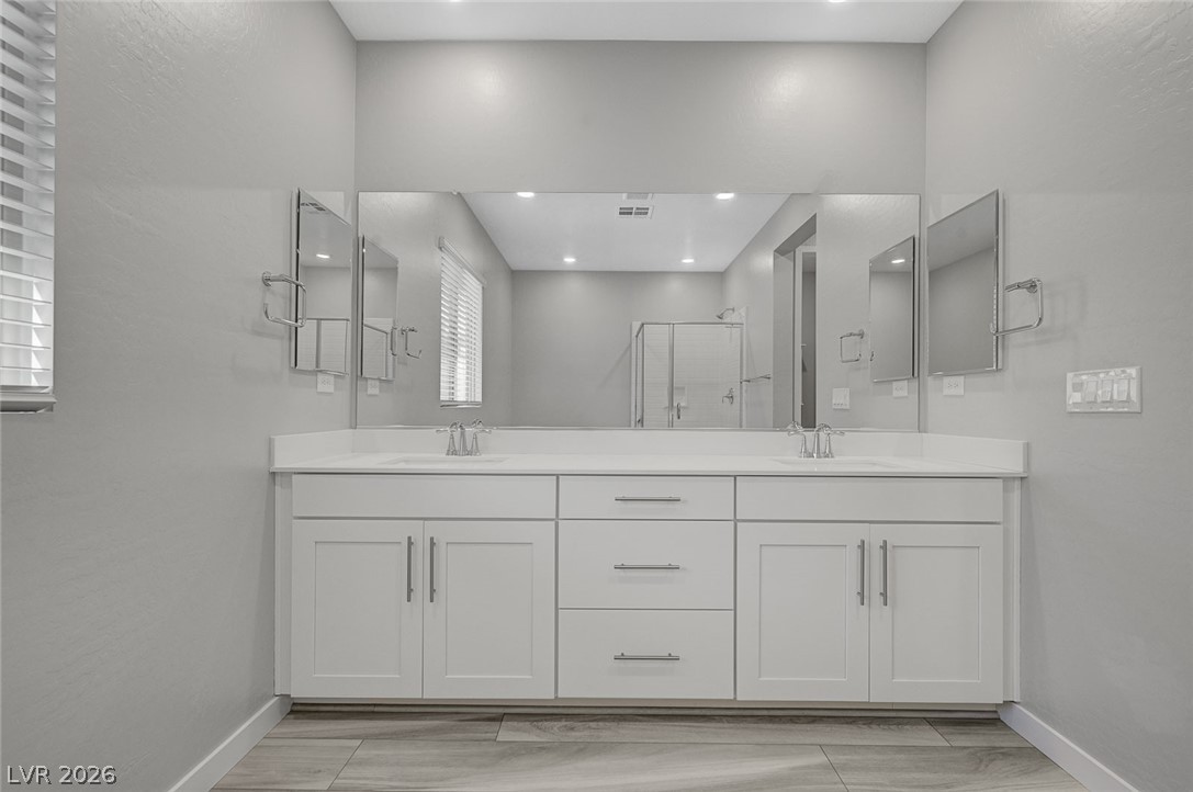 12428 Pine Bend Avenue