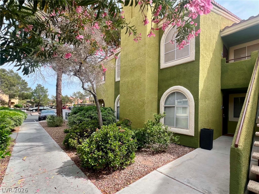 7950 West Flamingo Road 1037