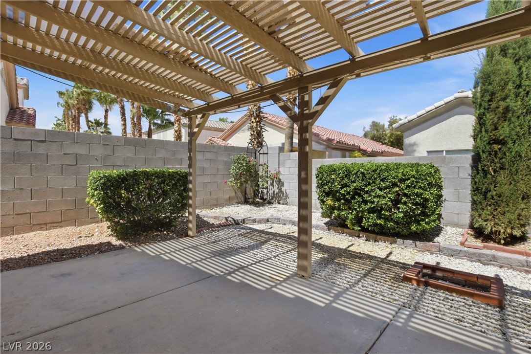 232 WATERTON LAKES Avenue