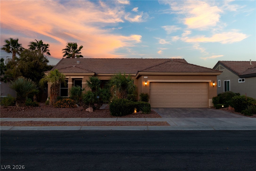 2010 High Mesa Drive