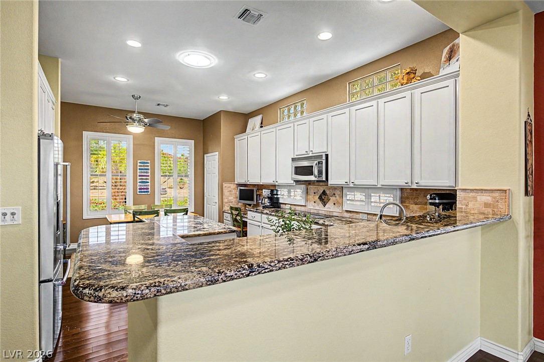 2010 High Mesa Drive