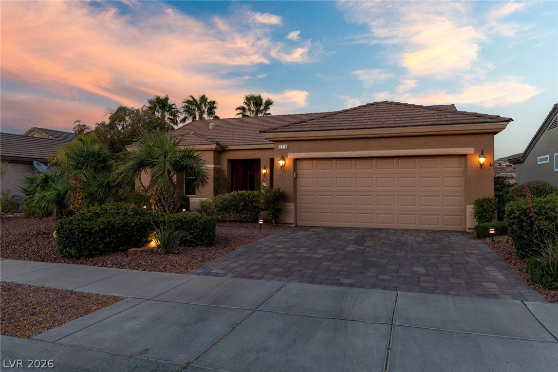 2010 High Mesa Drive