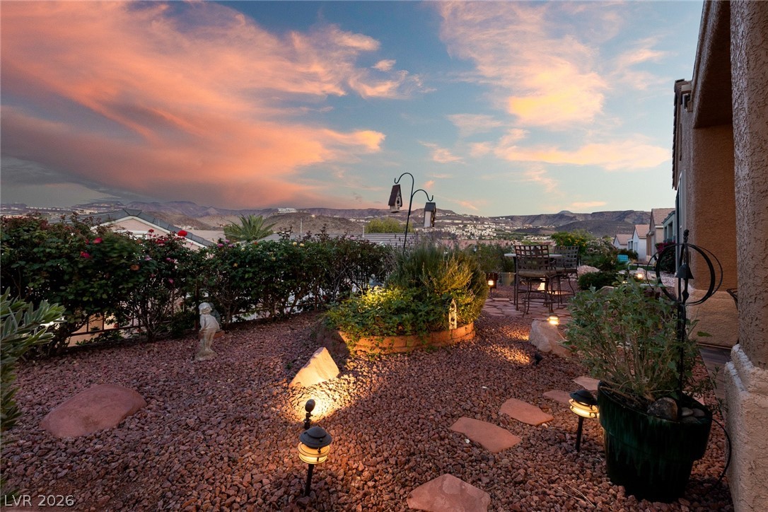 2010 High Mesa Drive