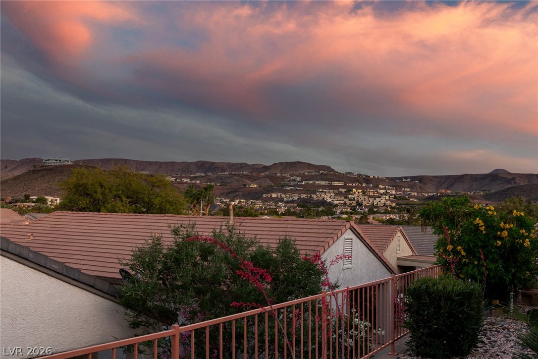 2010 High Mesa Drive