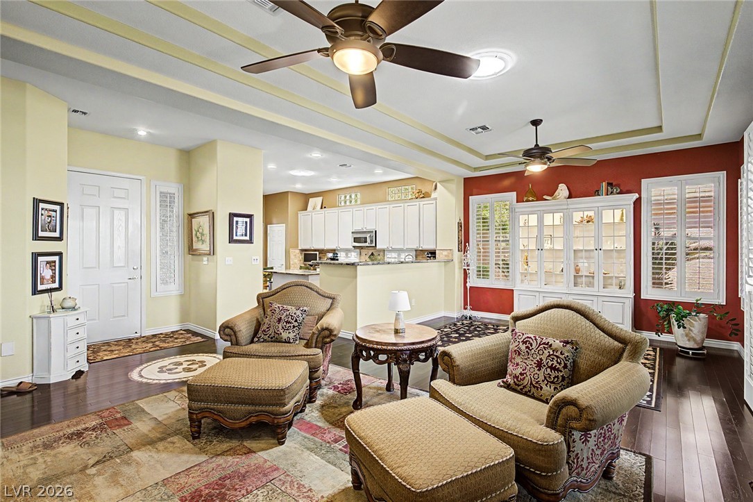 2010 High Mesa Drive