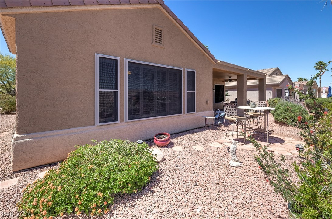 2010 High Mesa Drive